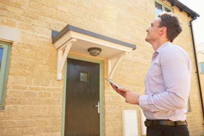 Carlos Eduardo Rosalba Padilha explica como adaptar o valuation a contextos de crise econômica.