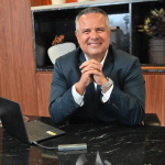 Como a engenharia e o planejamento territorial orientam o crescimento urbano com eficiência, equilíbrio e visão de futuro — uma análise de Elmar Juan Passos Varjão Bomfim.