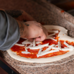 Alberto Toshio Murakami analisa como o turismo gastronômico na Itália conecta cultura, culinária e experiências que revelam a essência do país.